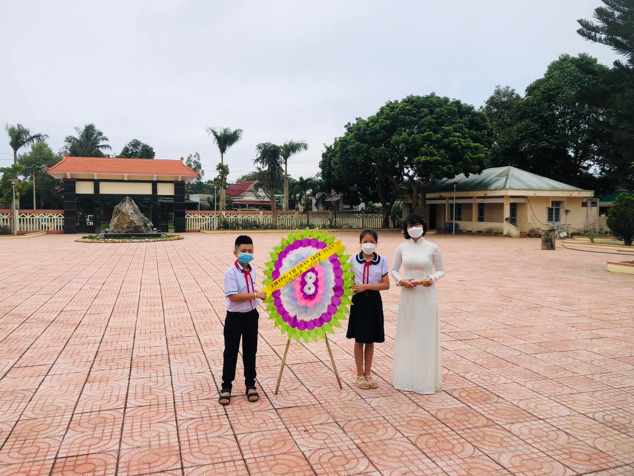 Hoạt động chào mừng Ngày thành lập Quân đội Nhân dân Việt Nam của Liên đội Trần Quốc Tuấn