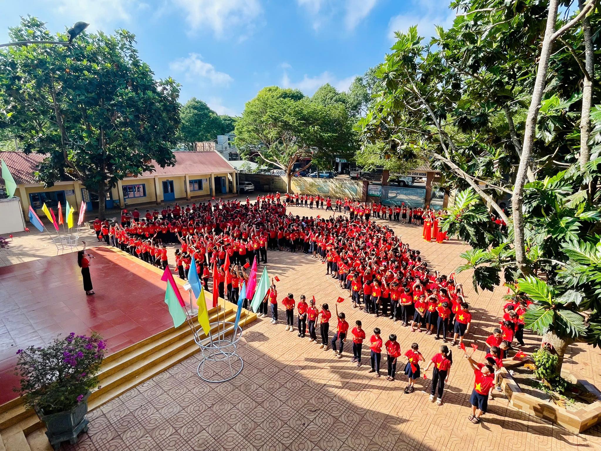 Chuỗi hoạt động Chào mừng Đại lễ 50 năm ngày giải phóng miền Nam thống nhất đất nước (30/4/1975-30/4/2025) của trường TH Trần Quốc Tuấn!