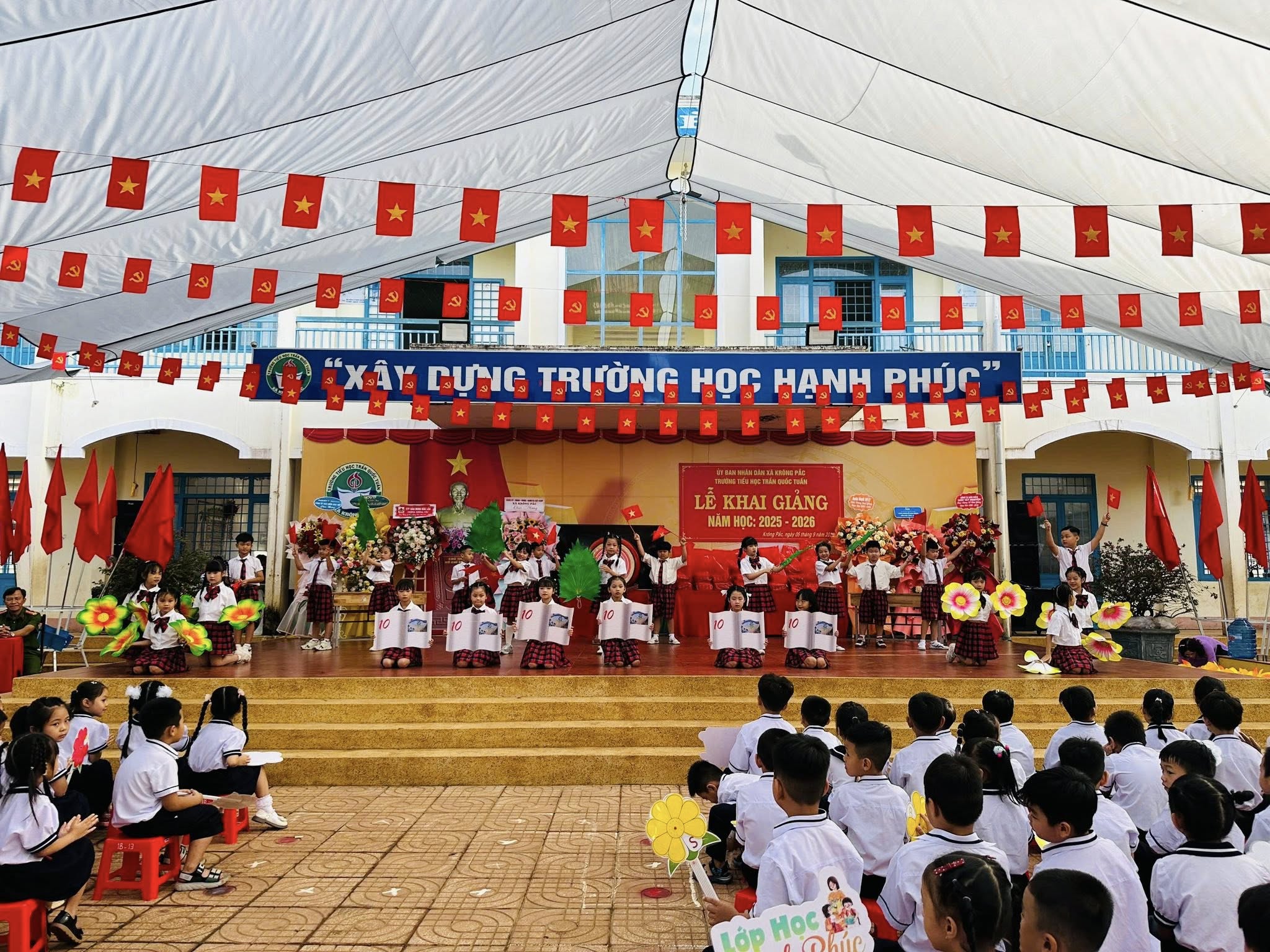 Văn nghệ chào mừng lễ Khai giảng năm học 2025-2026