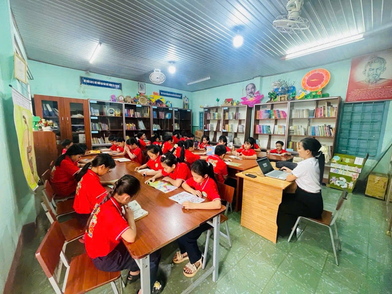 LĐ TH Trần Quốc Tuấn hưởng ứng tuần lễ học tập suốt đời năm 2025